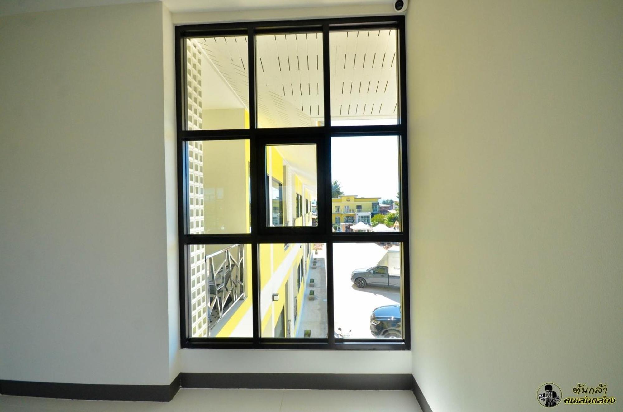 แอ่ว-ดีld Hotel&Residences Ngao Exterior photo