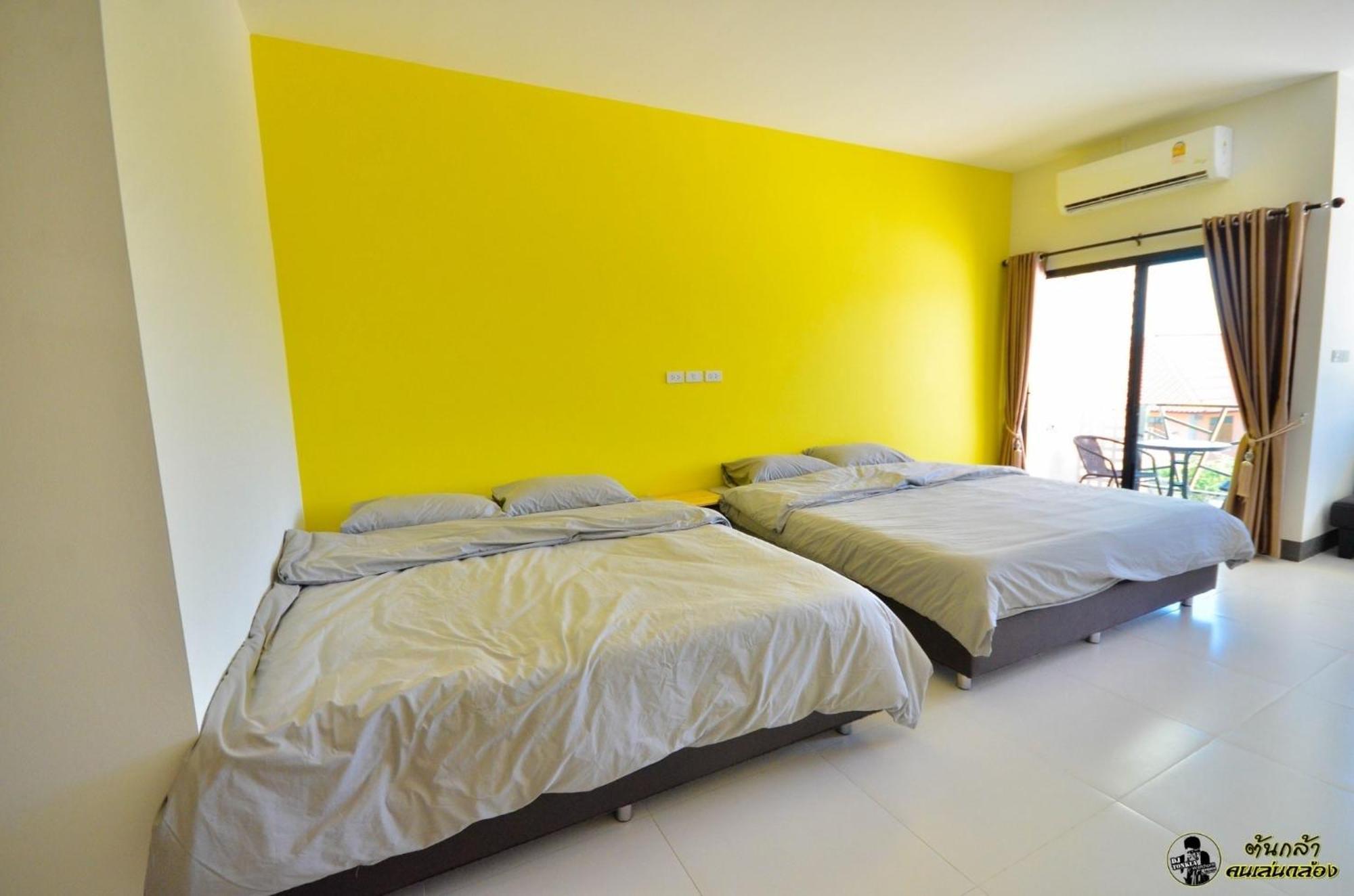 แอ่ว-ดีld Hotel&Residences Ngao Exterior photo